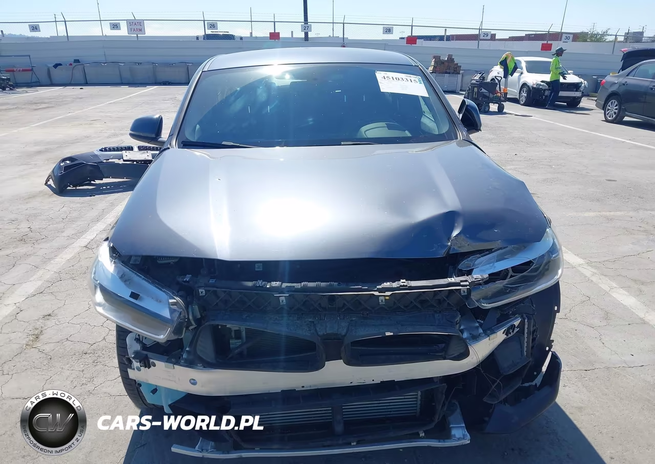 2018 BMW X2 xDrive28I VIN:WBXYJ5C36JEF80478 - 13