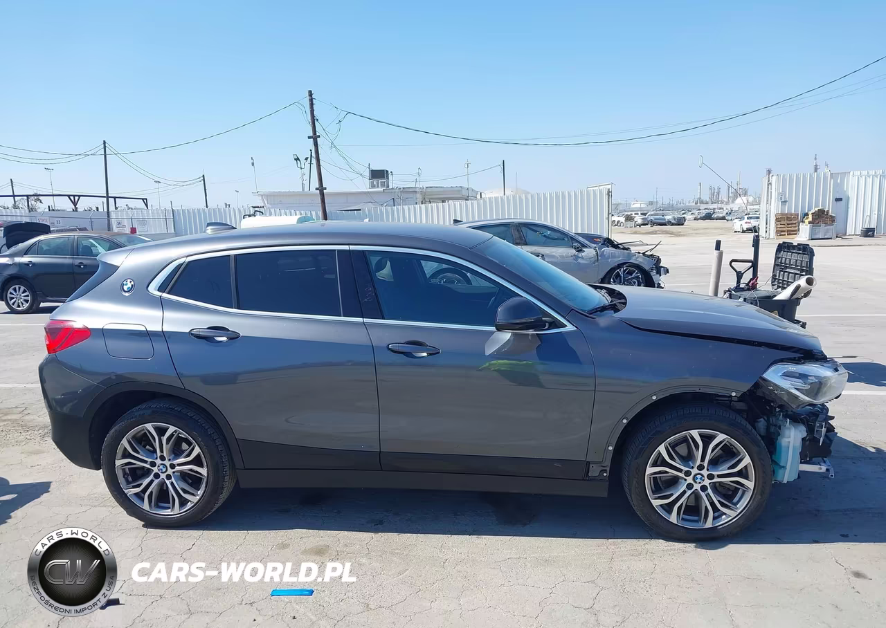 2018 BMW X2 xDrive28I VIN:WBXYJ5C36JEF80478 - 14