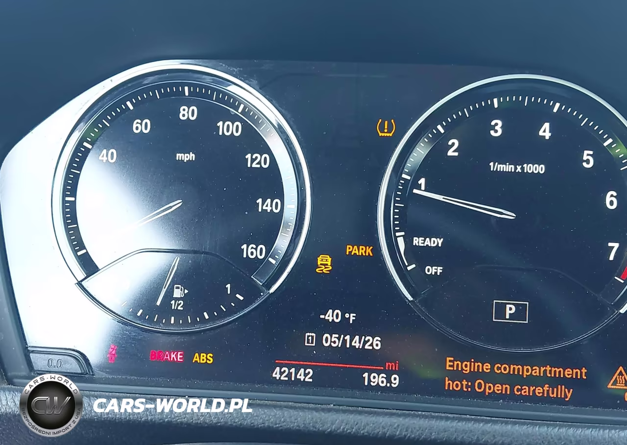 2018 BMW X2 xDrive28I VIN:WBXYJ5C36JEF80478 - 16