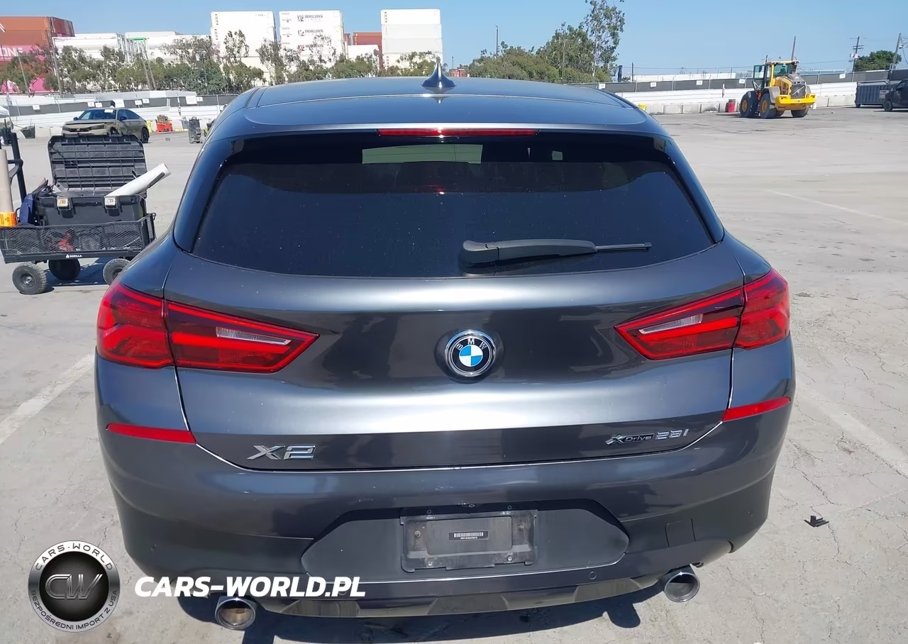 2018 BMW X2 xDrive28I VIN:WBXYJ5C36JEF80478 - 17