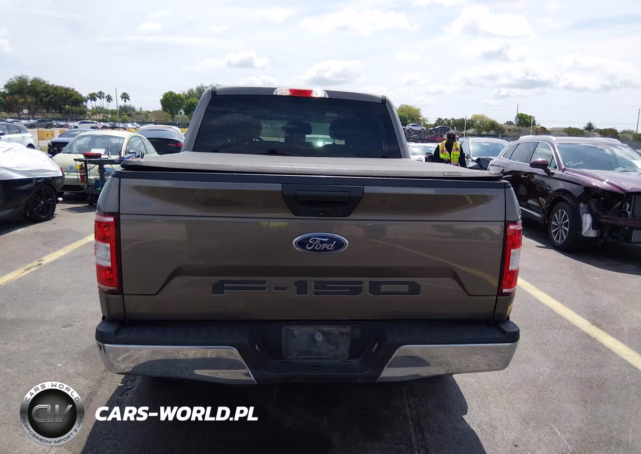 2018 Ford F-150 Xlt VIN:1FTEW1CB5JFD14667 - 16