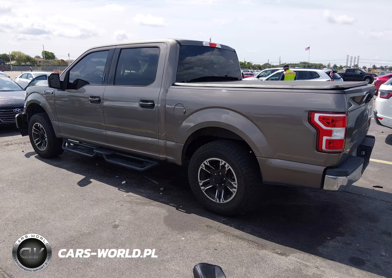 2018 Ford F-150 Xlt VIN:1FTEW1CB5JFD14667 - 3