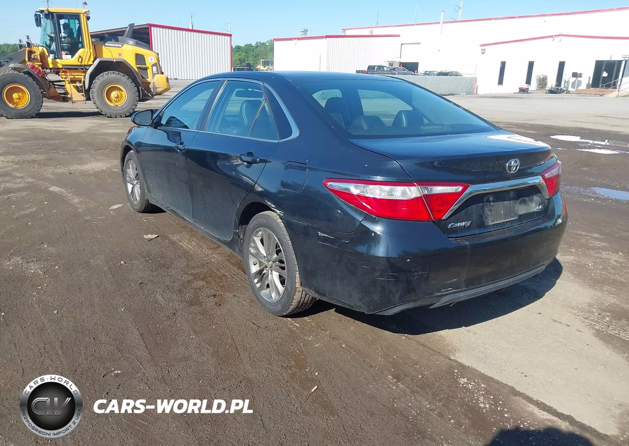 2016 Toyota Camry Se VIN:4T1BF1FK3GU238431 - 3