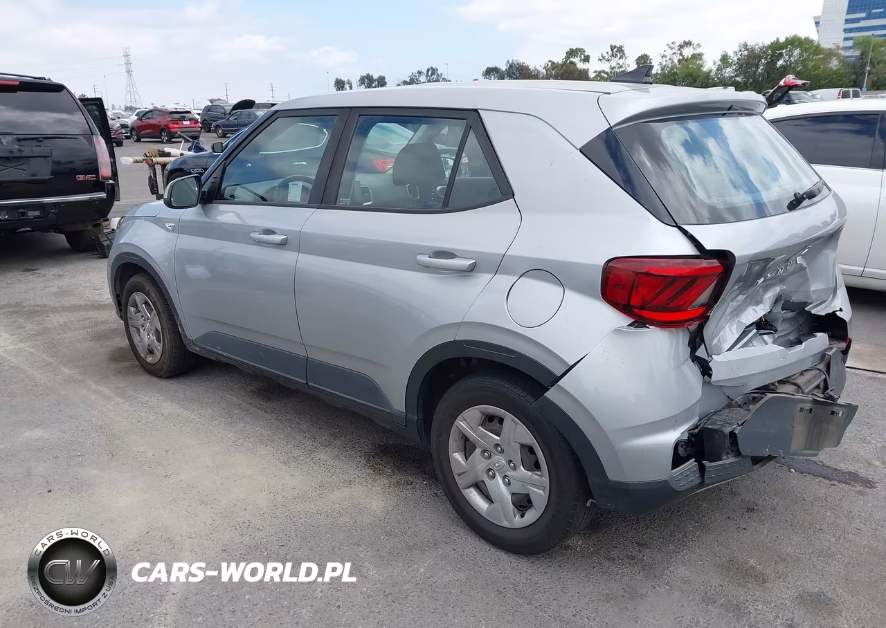 2020 Hyundai Venue Se VIN:KMHRB8A34LU041037 - 3