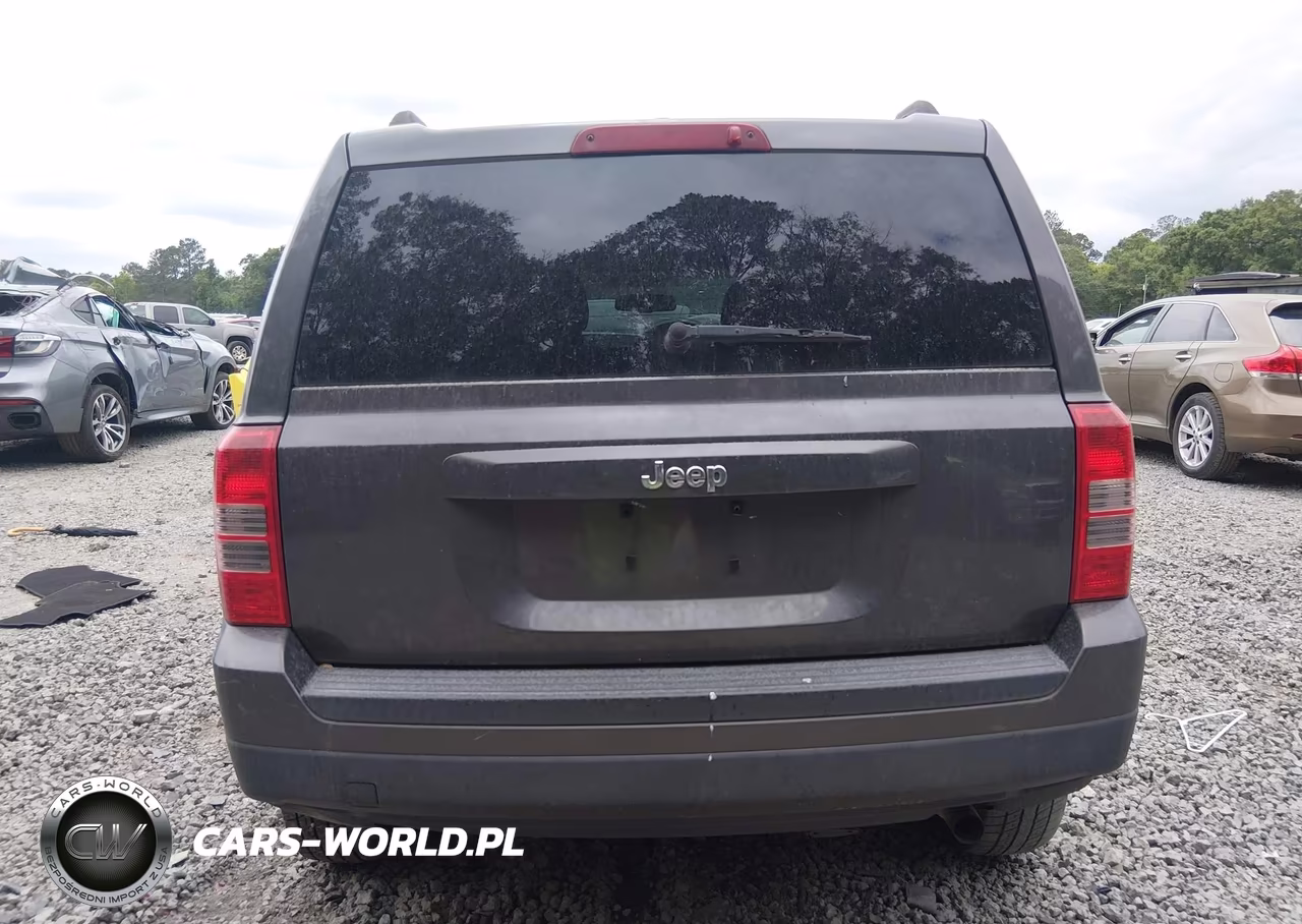 2016 Jeep Patriot Sport VIN:1C4NJPBB8GD575685 - 17