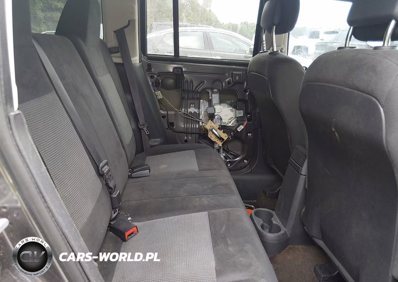 2016 Jeep Patriot Sport VIN:1C4NJPBB8GD575685 - 8