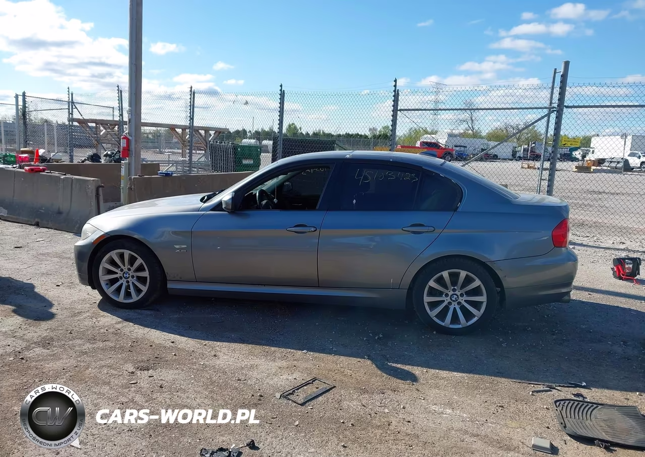 2011 BMW 328I xDrive VIN:WBAPK5G53BNN31185 - 14