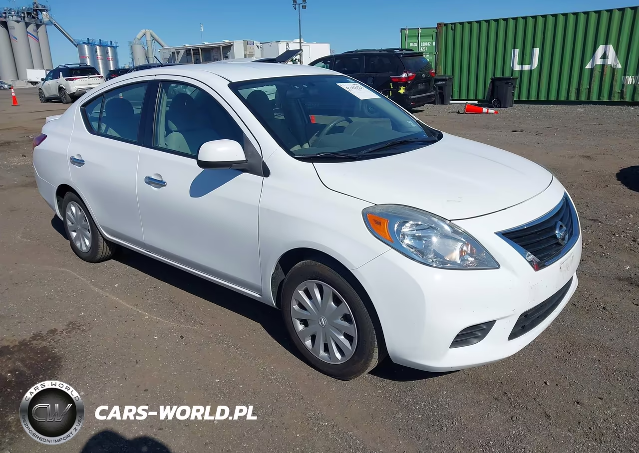 Główne zdjęcie 2014 Nissan Versa 1.6 Sv