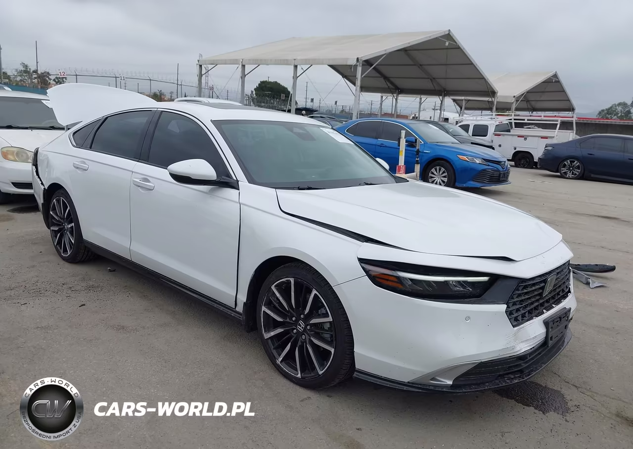 2024 Honda Accord Hybrid Touring – zdjęcie 1 z 17