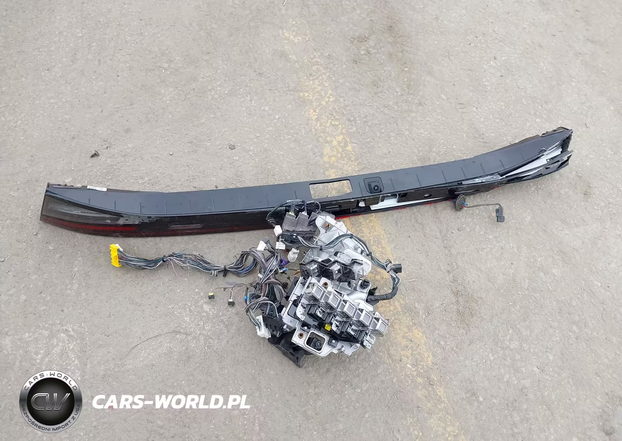 2024 Honda Accord Hybrid Touring VIN:1HGCY2F80RA023284 - 12