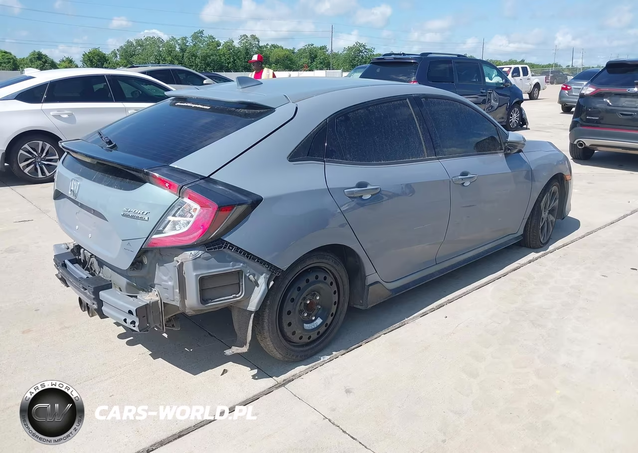2017 Honda Civic Sport Touring VIN:SHHFK7H97HU222658 - 4