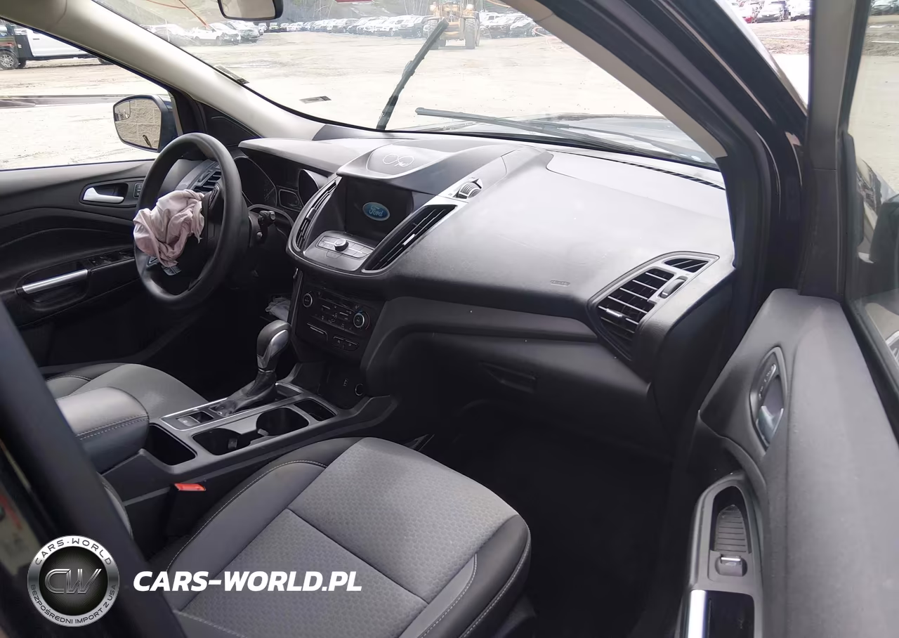 2019 Ford Escape Se VIN:1FMCU9GD2KUB17858 - 5