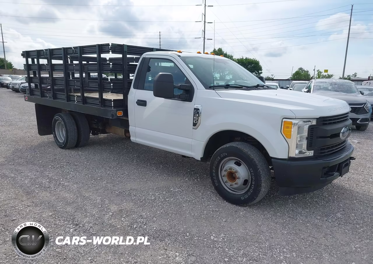 2017 Ford F-350 Chassis Xl – zdjęcie 1 z 16