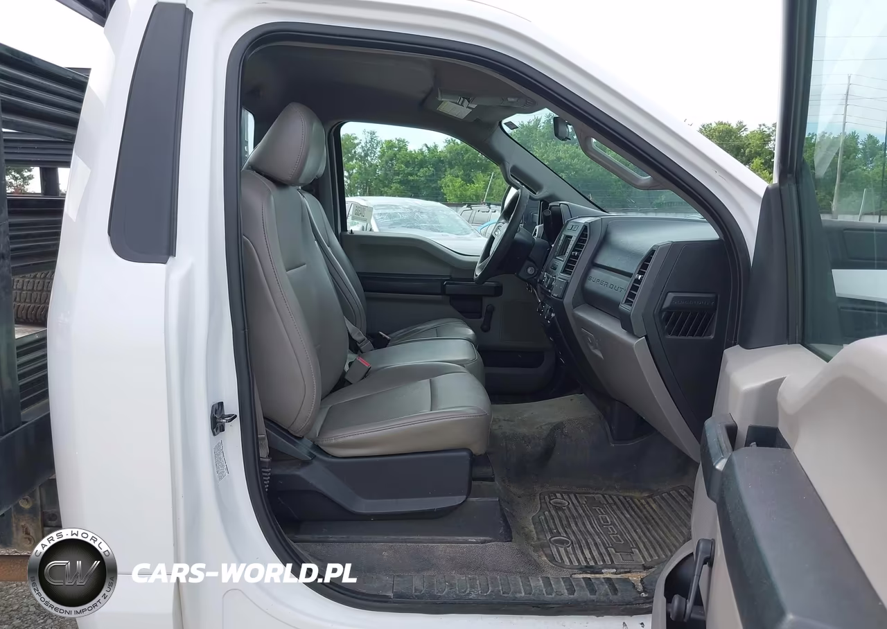 2017 Ford F-350 Chassis Xl VIN:1FDRF3G63HED72752 - 5
