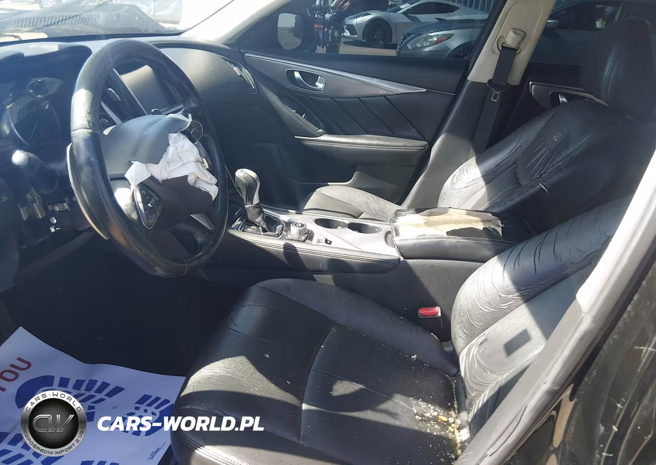 2014 Infiniti Q50 Premium VIN:JN1BV7APXEM684640 - 5
