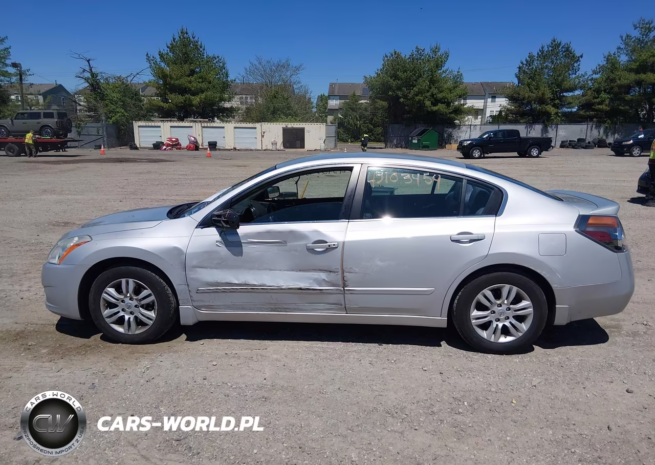 2011 Nissan Altima 2.5 S VIN:1N4AL2AP1BN510940 - 14