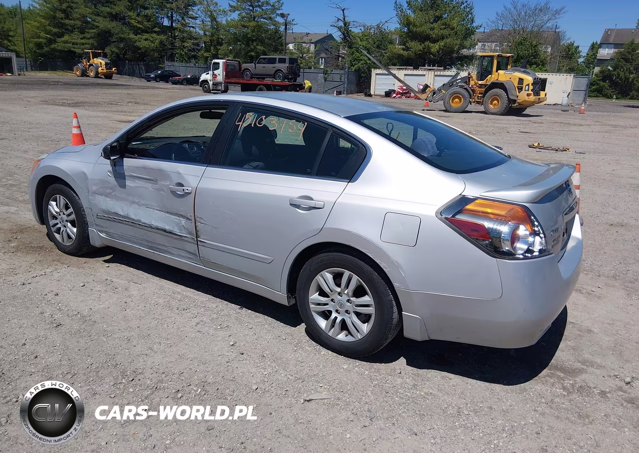 2011 Nissan Altima 2.5 S VIN:1N4AL2AP1BN510940 - 3