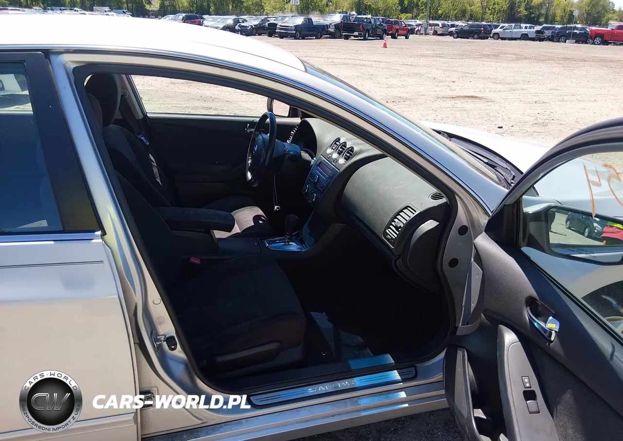 2011 Nissan Altima 2.5 S VIN:1N4AL2AP1BN510940 - 5