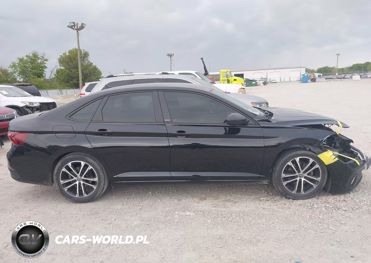 2023 Volkswagen Jetta 1.5T Sport VIN:3VWBM7BU0PM035504 - 13