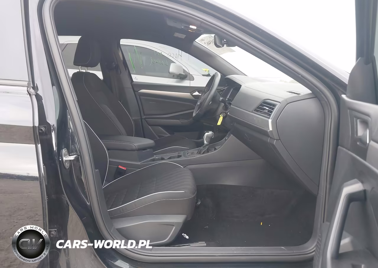 2023 Volkswagen Jetta 1.5T Sport VIN:3VWBM7BU0PM035504 - 5