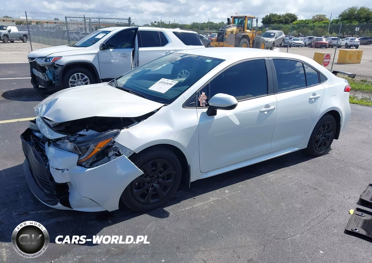2025 Toyota Corolla Le VIN:5YFB4MDE4SP318657 - 2