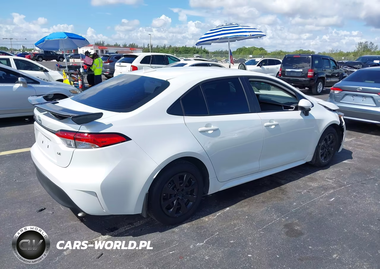2025 Toyota Corolla Le VIN:5YFB4MDE4SP318657 - 4