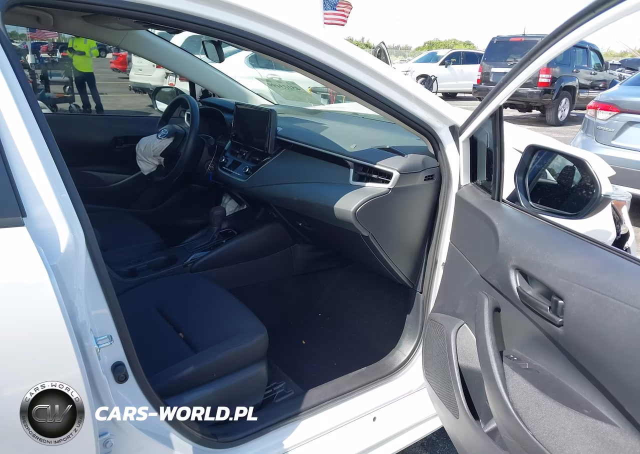 2025 Toyota Corolla Le VIN:5YFB4MDE4SP318657 - 5