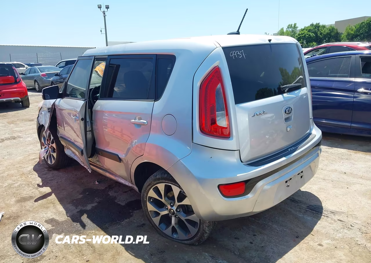 2013 Kia Soul ! VIN:KNDJT2A68D7549937 - 3