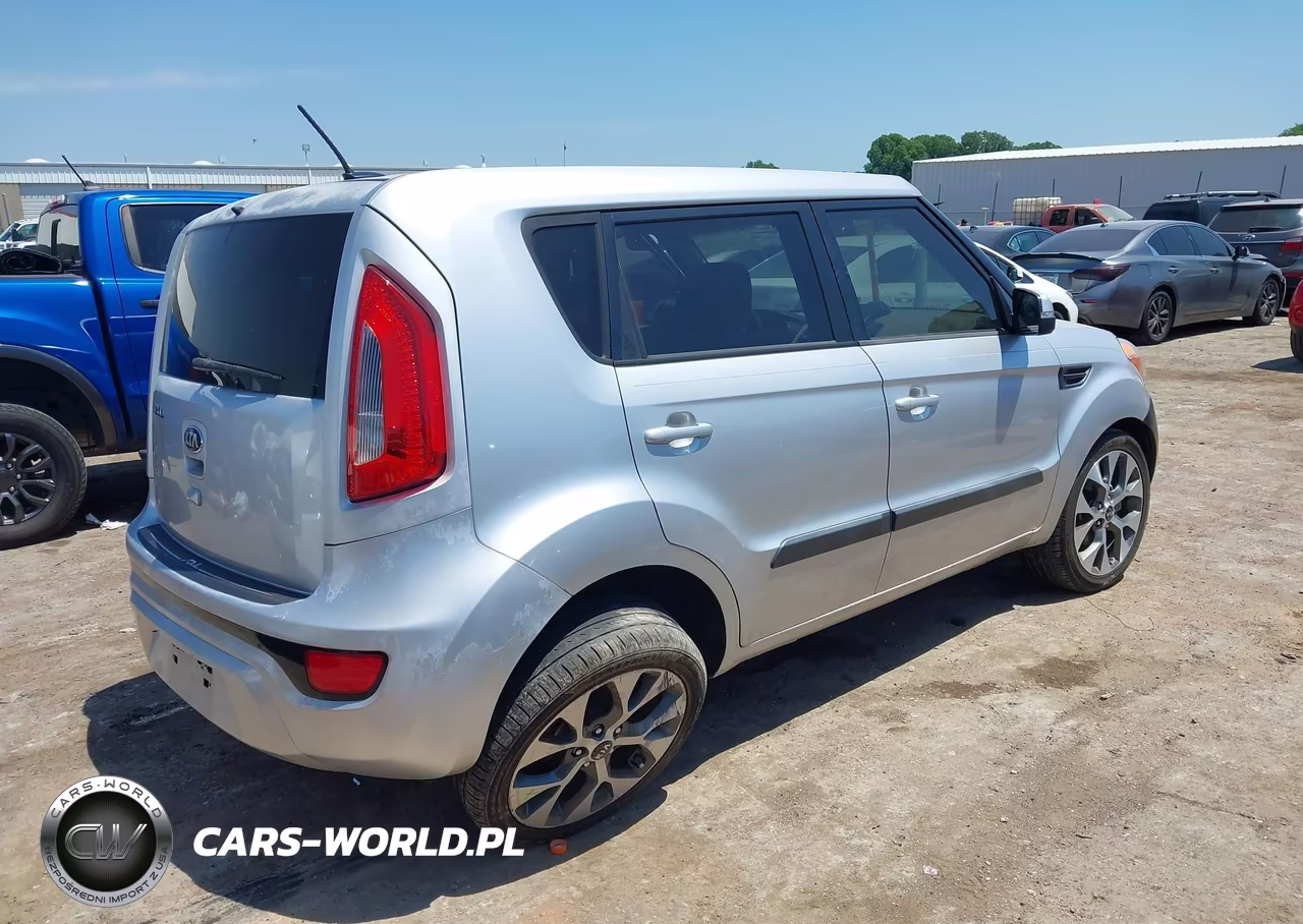 2013 Kia Soul ! VIN:KNDJT2A68D7549937 - 4
