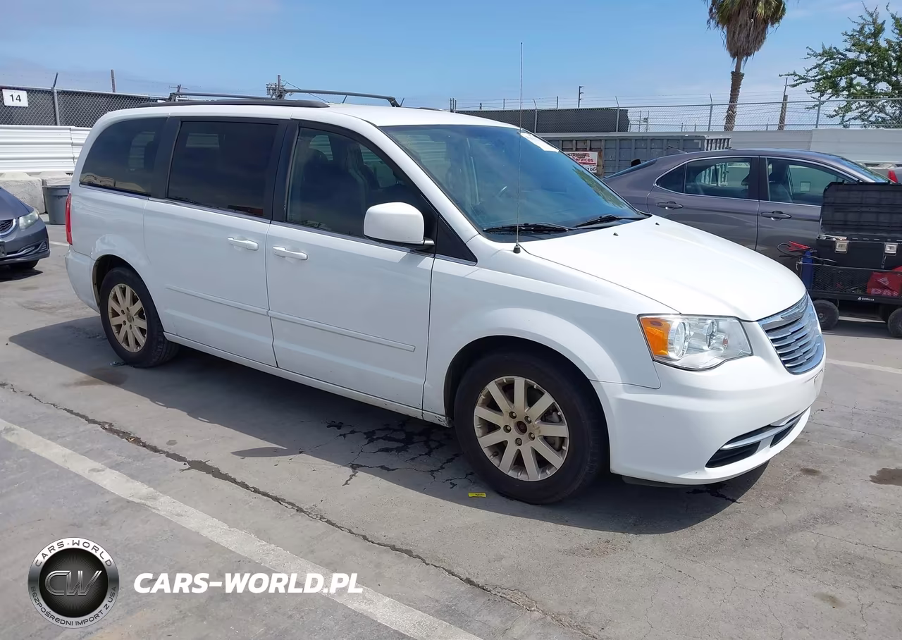 Główne zdjęcie 2015 Chrysler Town & Country Lx