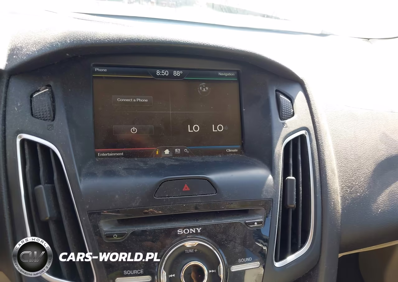 2015 Ford Focus Electric VIN:1FADP3R45FL386254 - 14