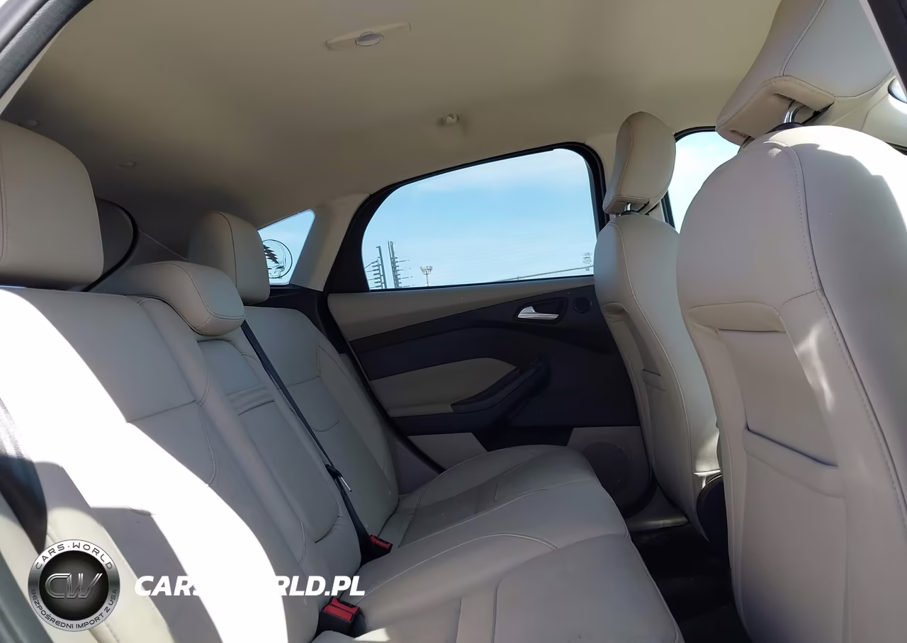 2015 Ford Focus Electric VIN:1FADP3R45FL386254 - 8