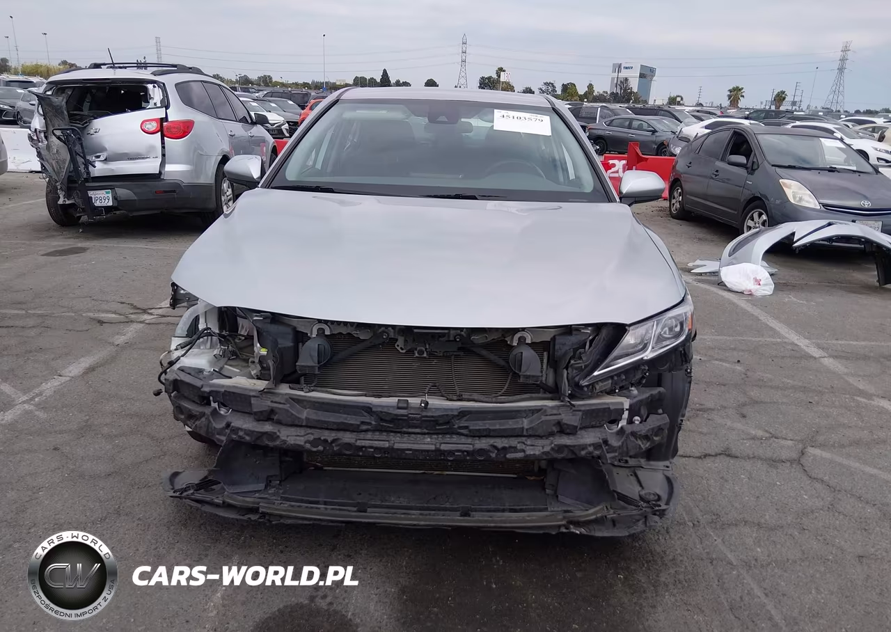 2022 Toyota Camry Le VIN:4T1C11AK8NU677700 - 13