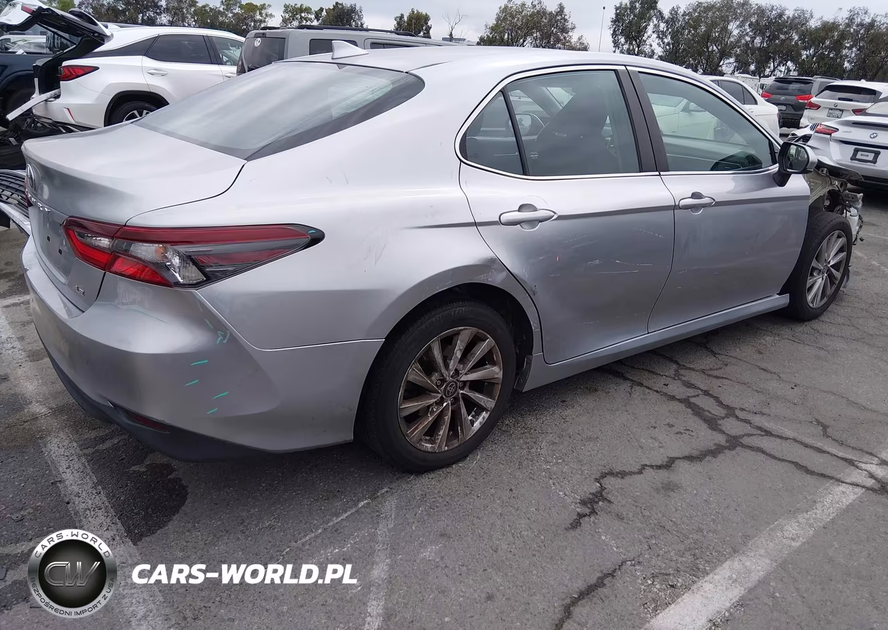 2022 Toyota Camry Le VIN:4T1C11AK8NU677700 - 4
