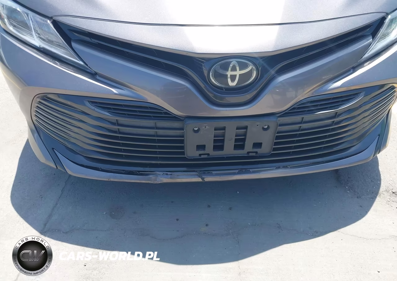 2018 Toyota Camry Le VIN:4T1B11HK6JU114897 - 6