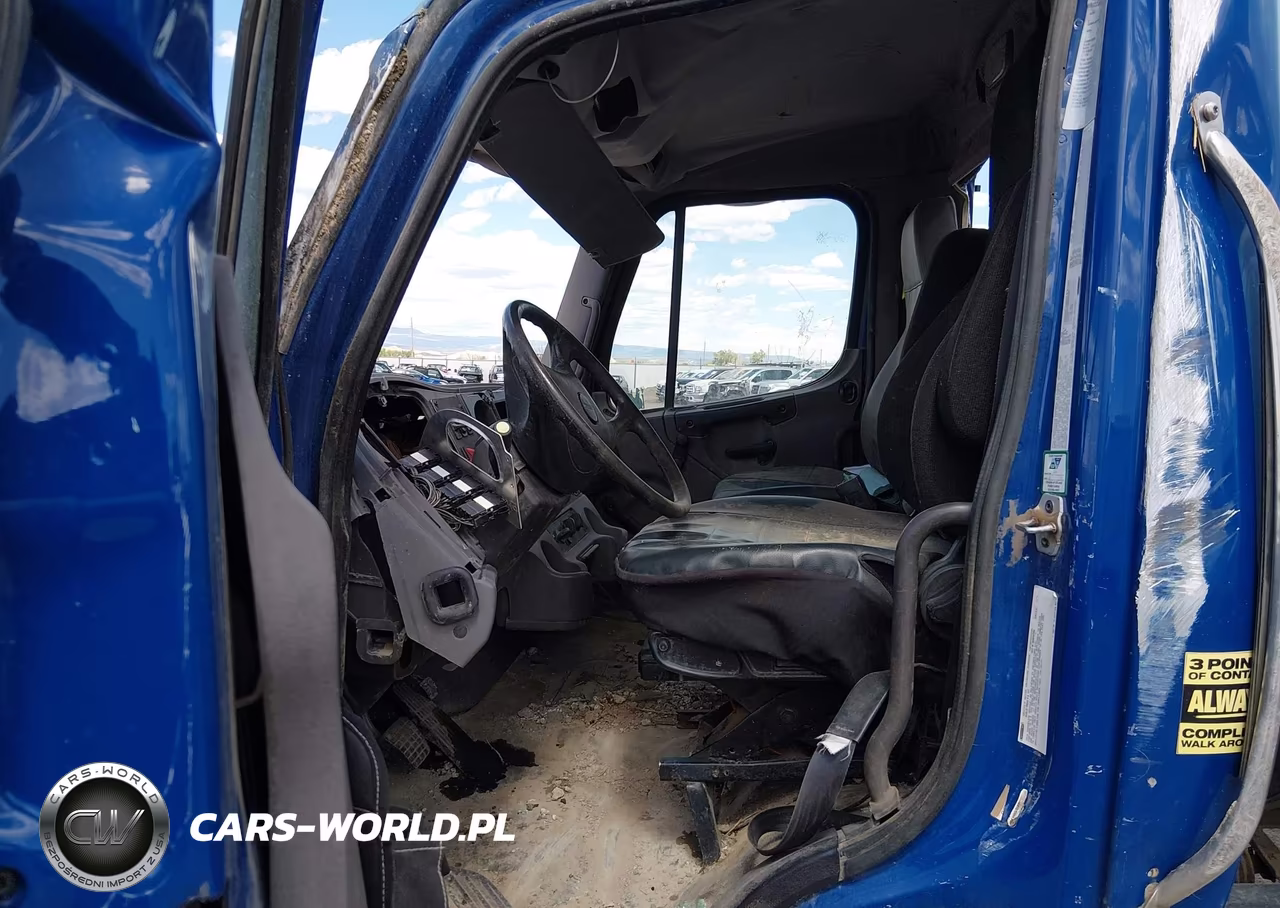 2016 Freightliner M2 106 Medium Duty VIN:1FVACXCY7GHGZ2458 - 7