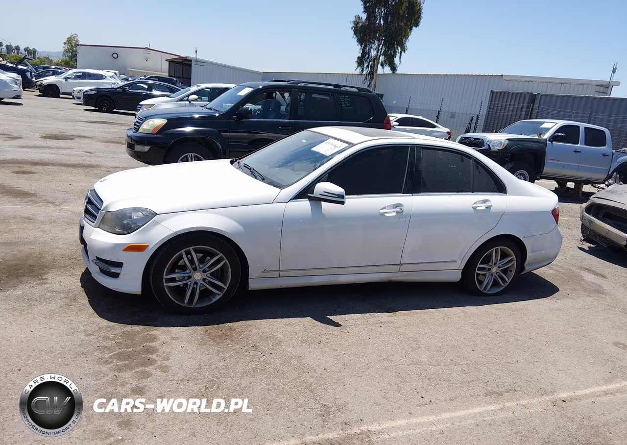 2014 Mercedes-Benz C 250 Sport VIN:WDDGF4HB5EG248159 - 14