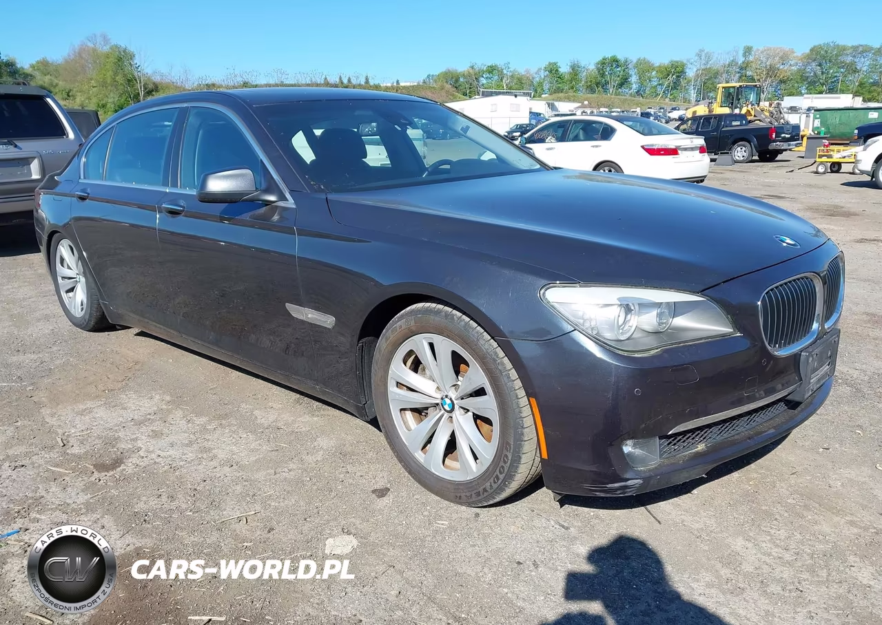 2011 BMW 740Li