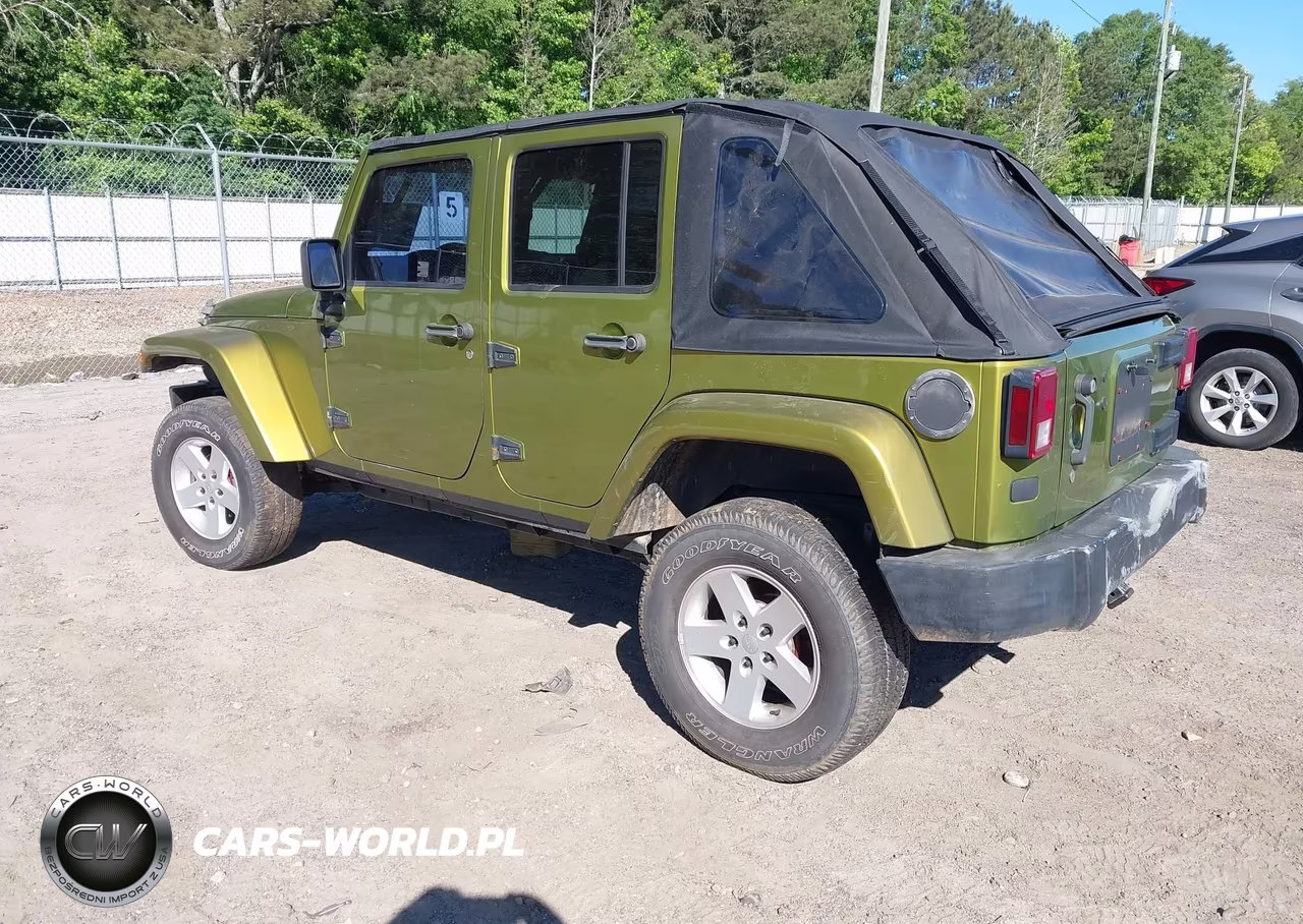 2007 Jeep Wrangler Unlimited Sahara VIN:1J4GB59117L111418 - 3