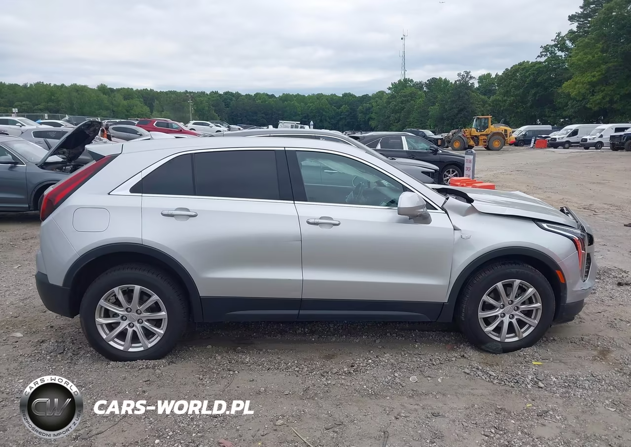 2019 Cadillac Xt4 Luxury VIN:1GYAZAR46KF102290 - 13