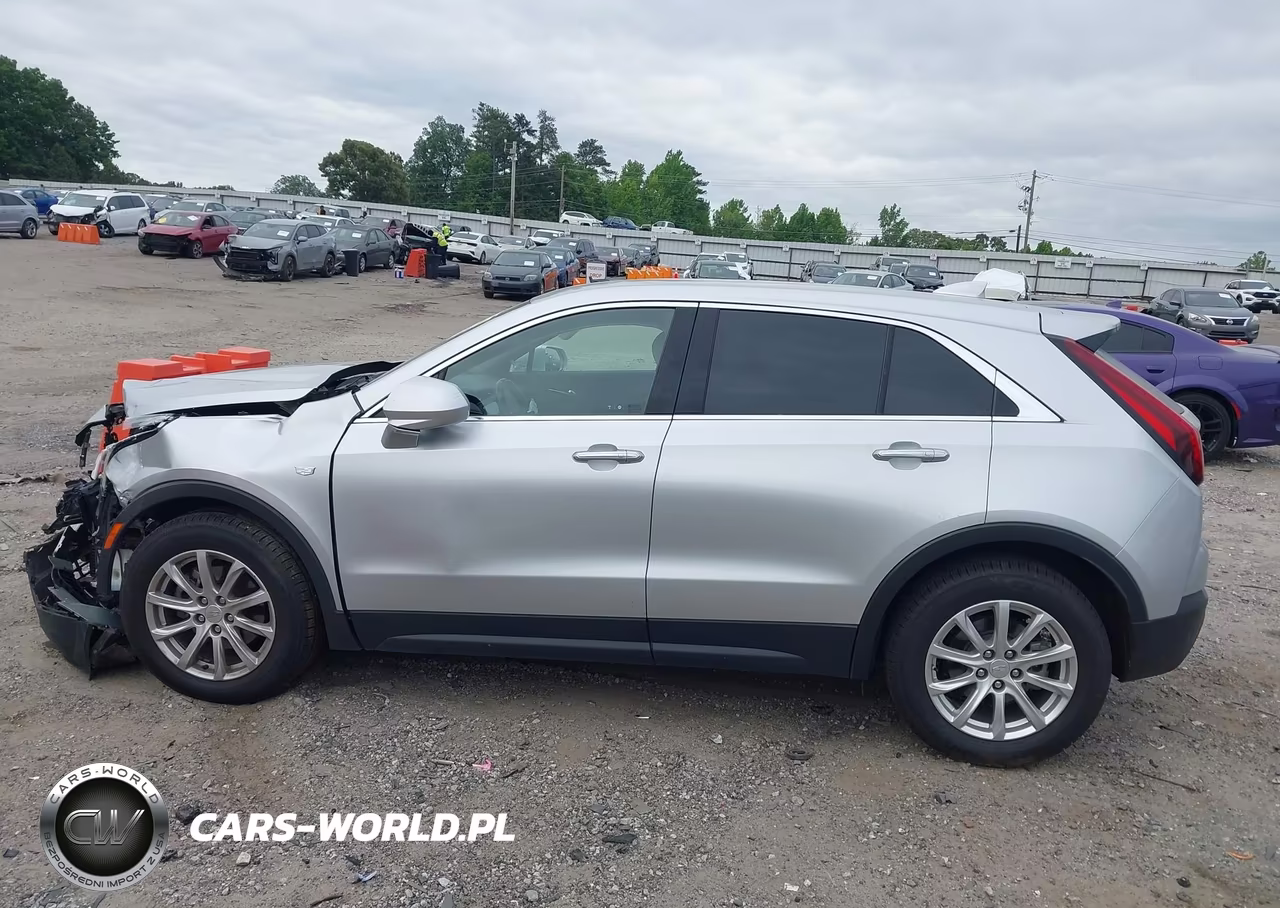 2019 Cadillac Xt4 Luxury VIN:1GYAZAR46KF102290 - 14