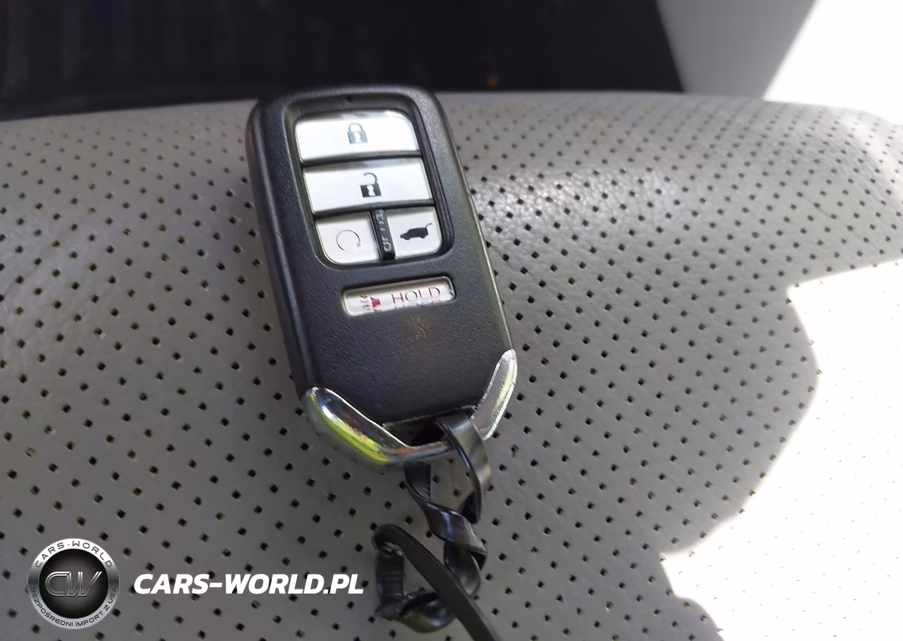 2016 Honda Pilot Elite VIN:5FNYF6H06GB050583 - 11