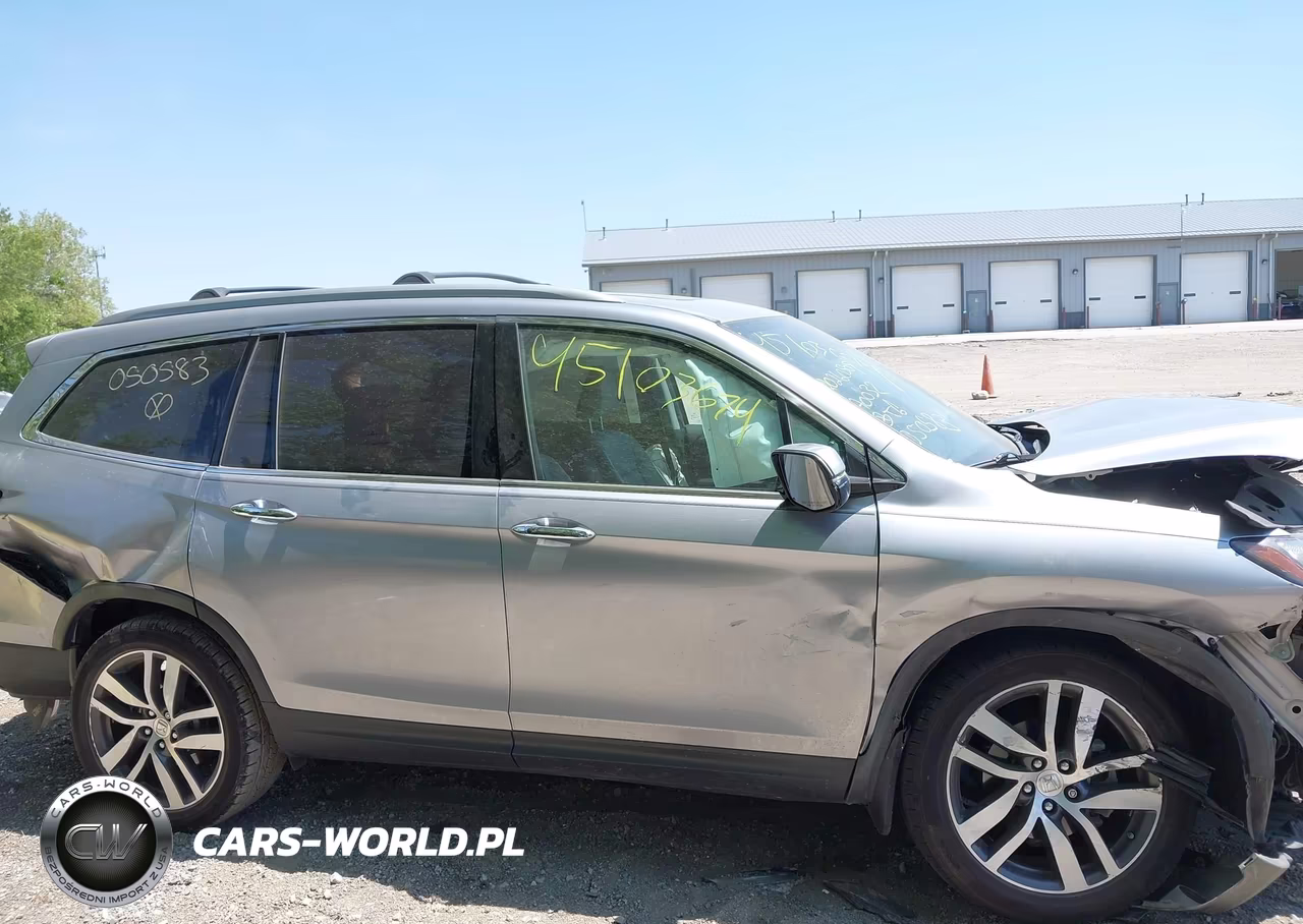 2016 Honda Pilot Elite VIN:5FNYF6H06GB050583 - 14