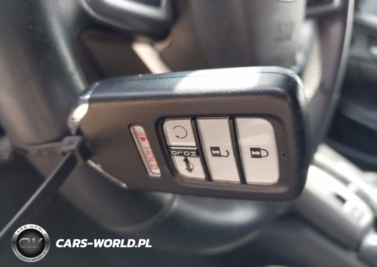 2020 Honda Civic Sport VIN:19XFC2F87LE211749 - 11