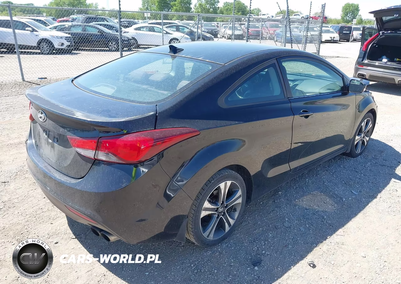 2014 Hyundai Elantra VIN:KMHDH6AH5EU028292 - 4
