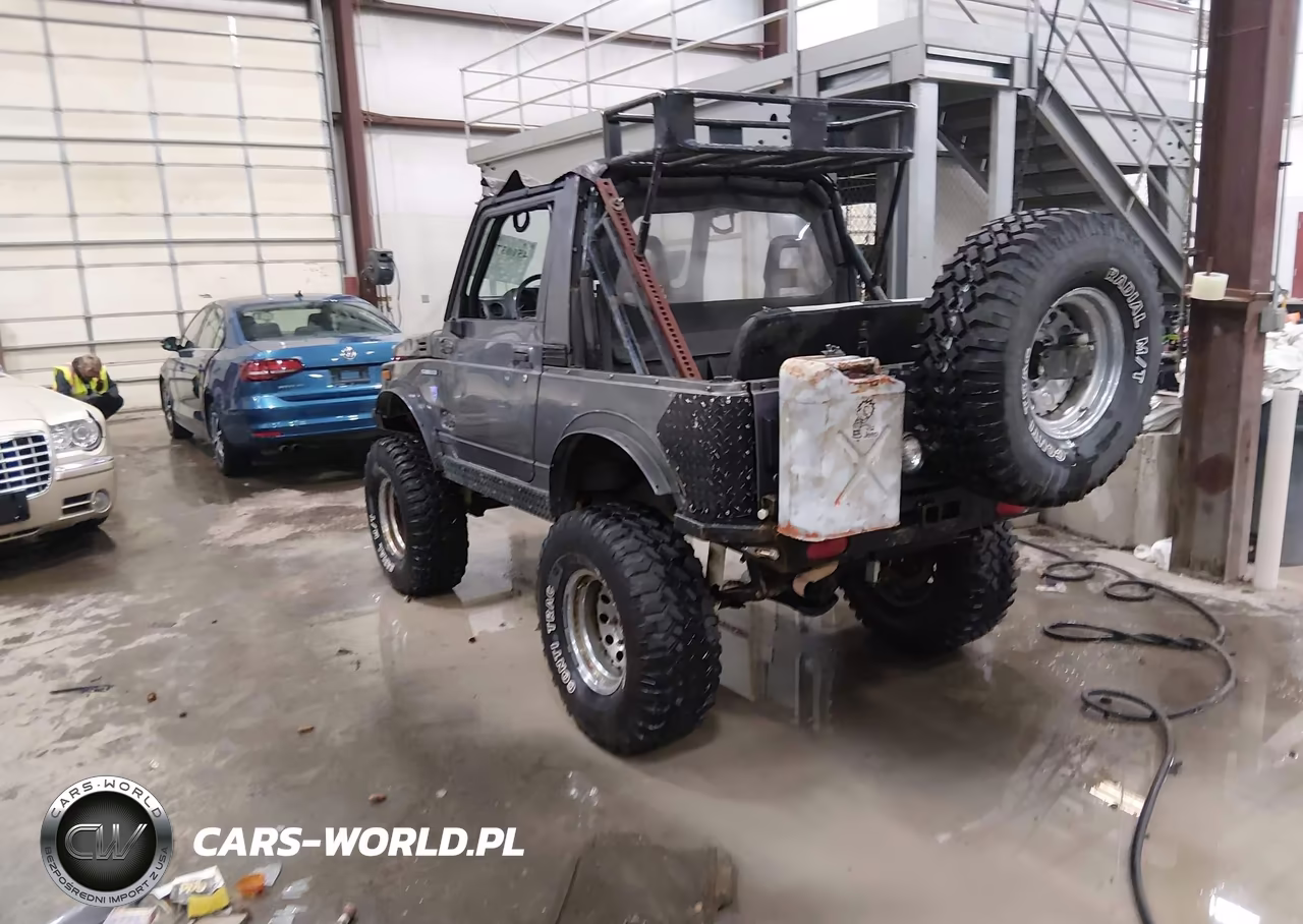 1986 Suzuki Samurai VIN:JS4JC51CXG4104612 - 3