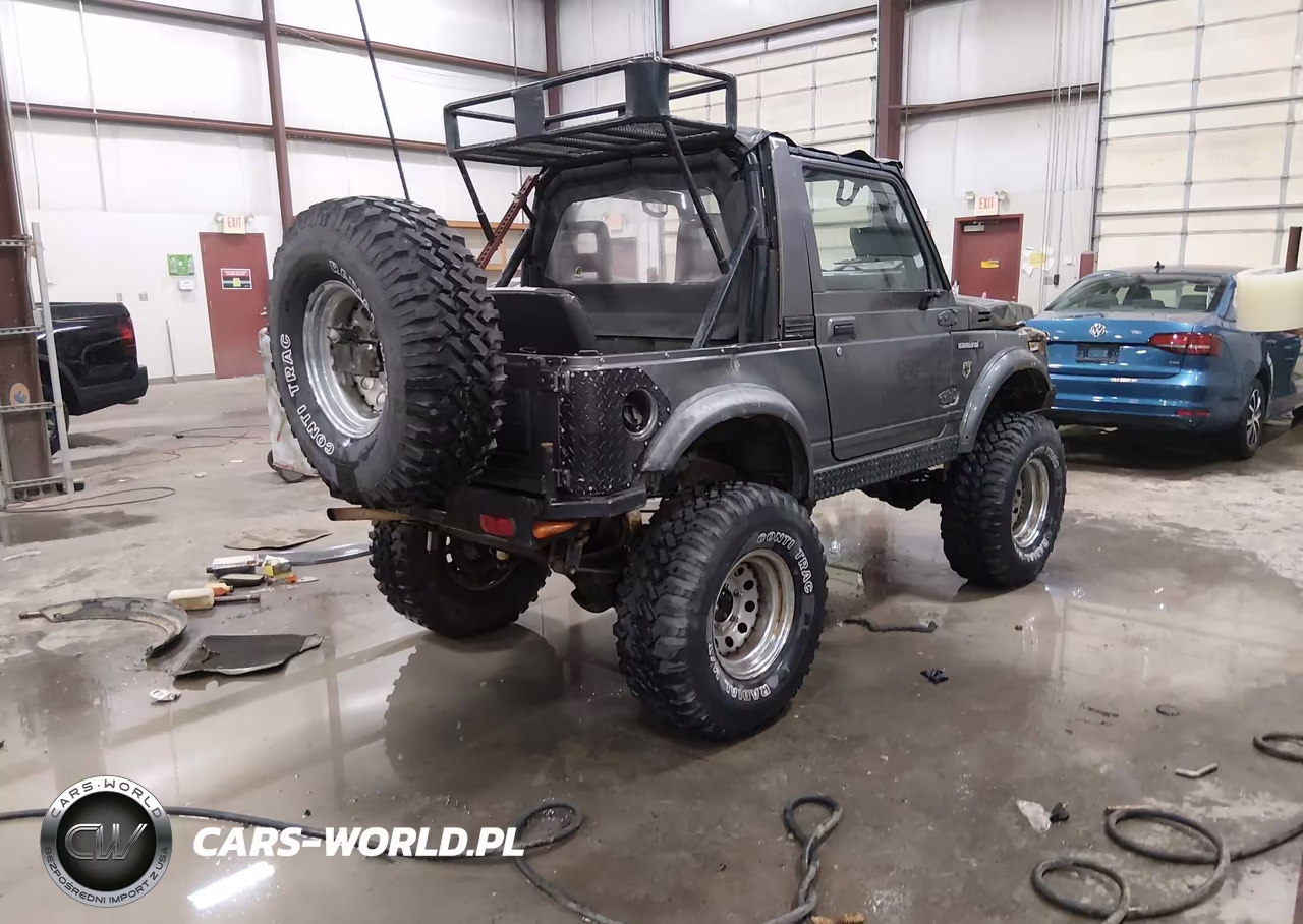 1986 Suzuki Samurai VIN:JS4JC51CXG4104612 - 4