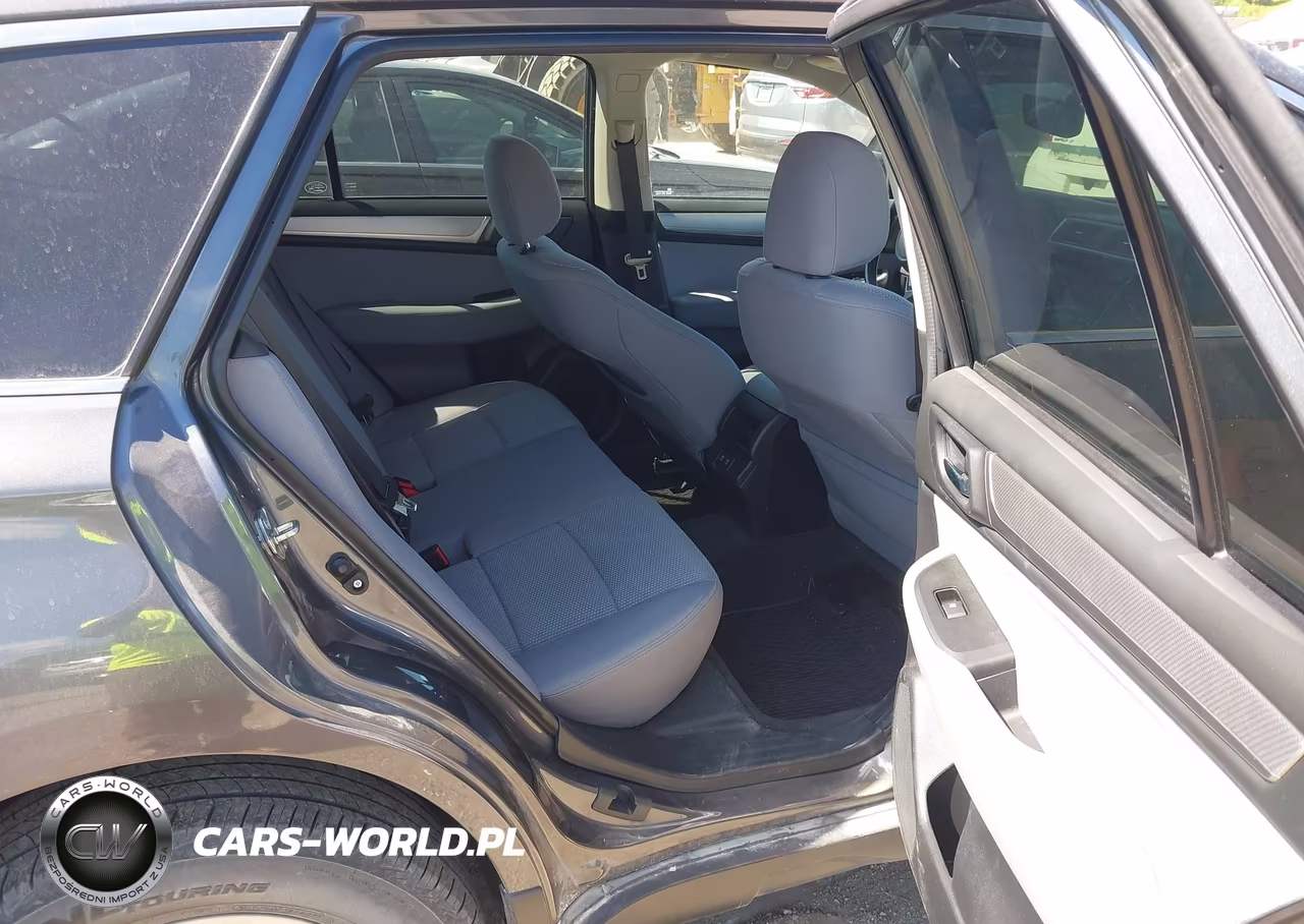2019 Subaru Outback 2.5I Premium VIN:4S4BSAFCXK3264561 - 8
