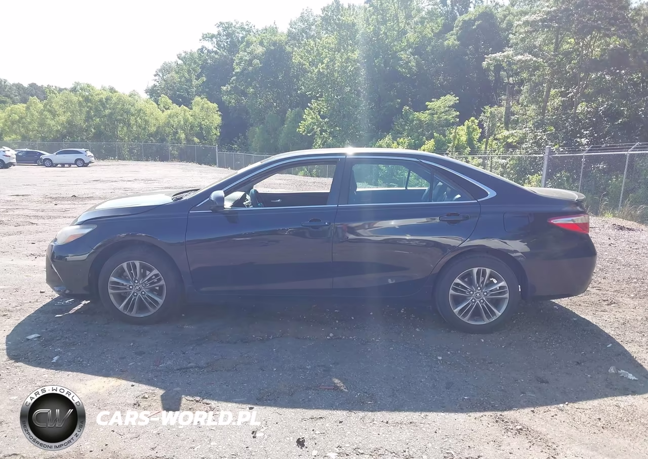 2017 Toyota Camry Se VIN:4T1BF1FK4HU775939 - 15