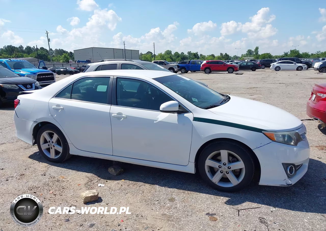 2014 Toyota Camry Se VIN:4T1BF1FK3EU315103 - 13